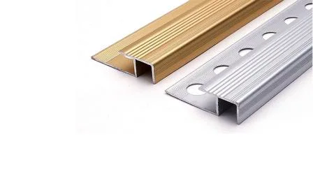 Naso per scale con bordo gradino in alluminio anodizzato di larghezza 45 mm